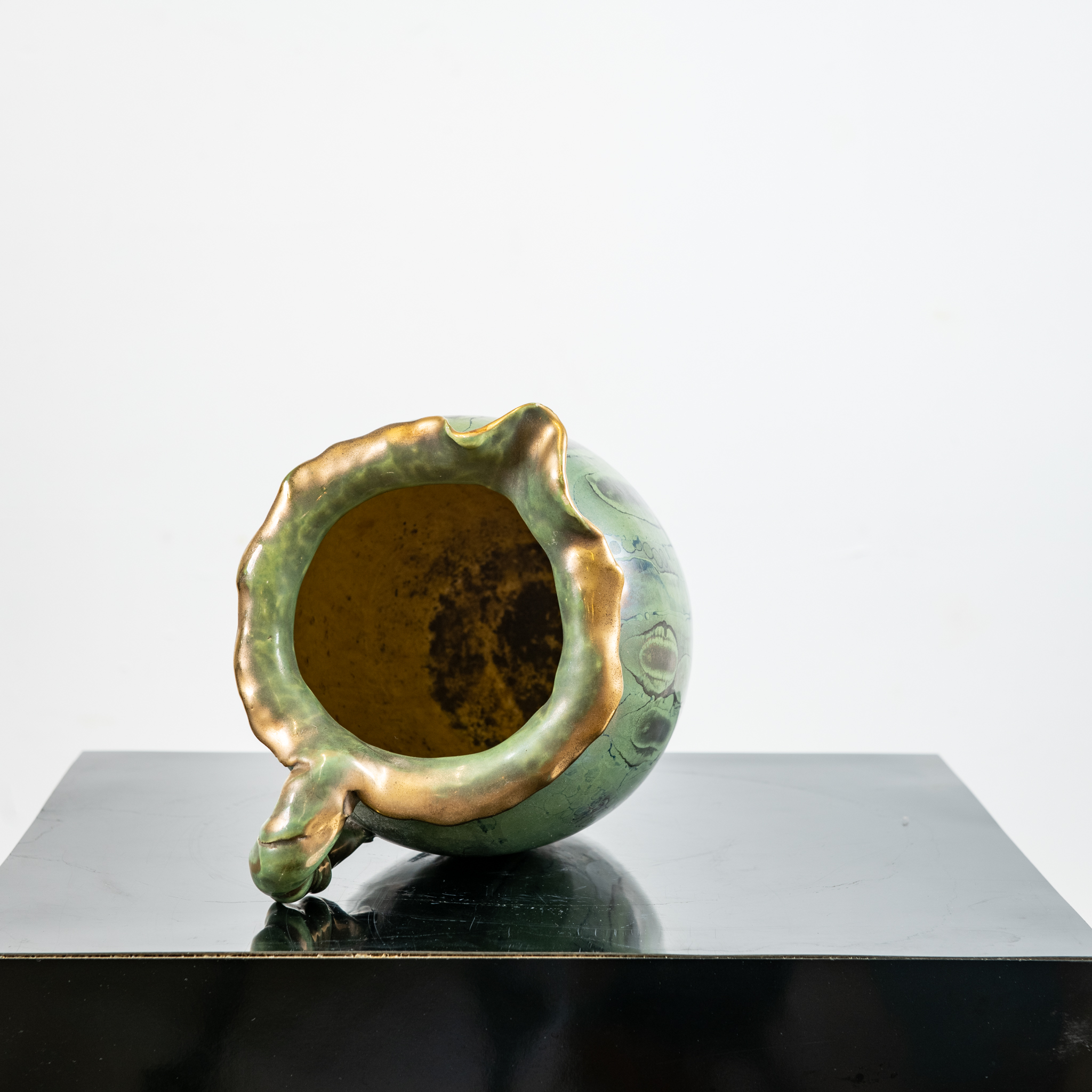 Céramique pichet émaillé vert et or, Louis Auguste Dage circa 1950. – Image 7