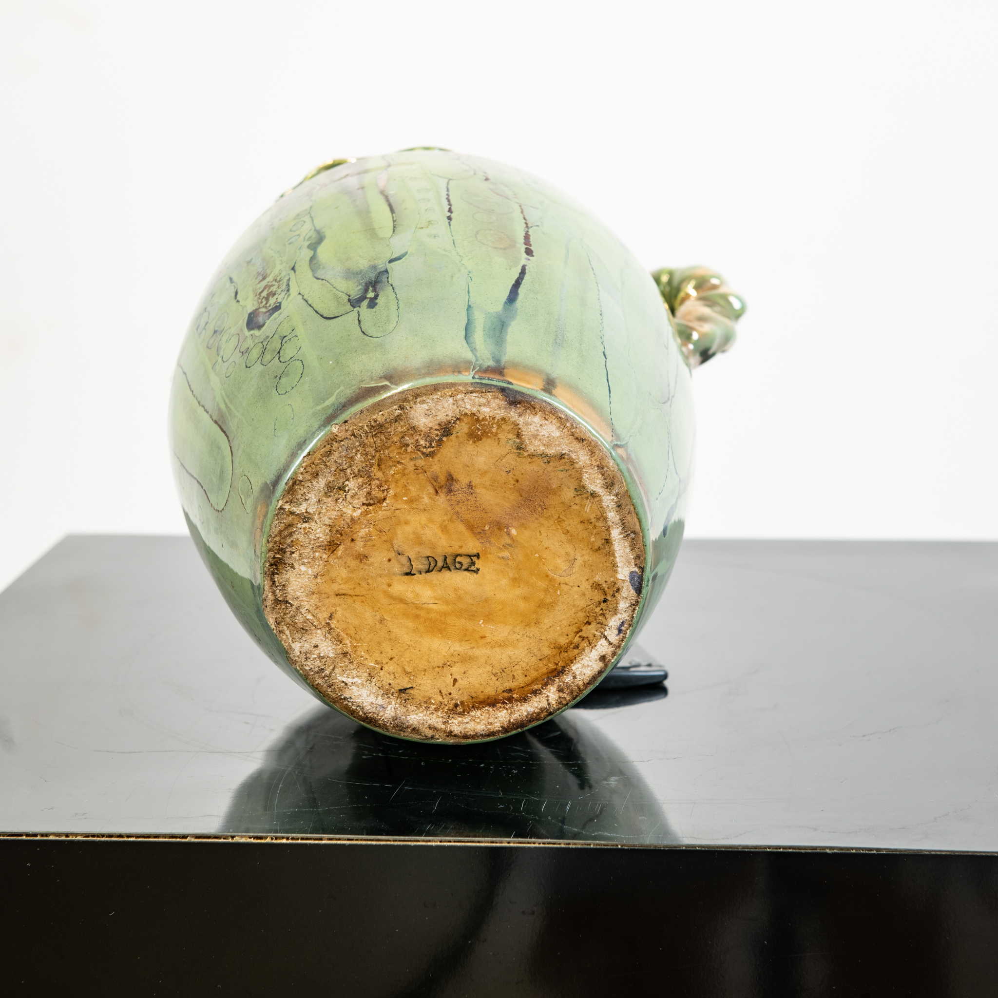 Céramique pichet émaillé vert et or, Louis Auguste Dage circa 1950. – Image 3