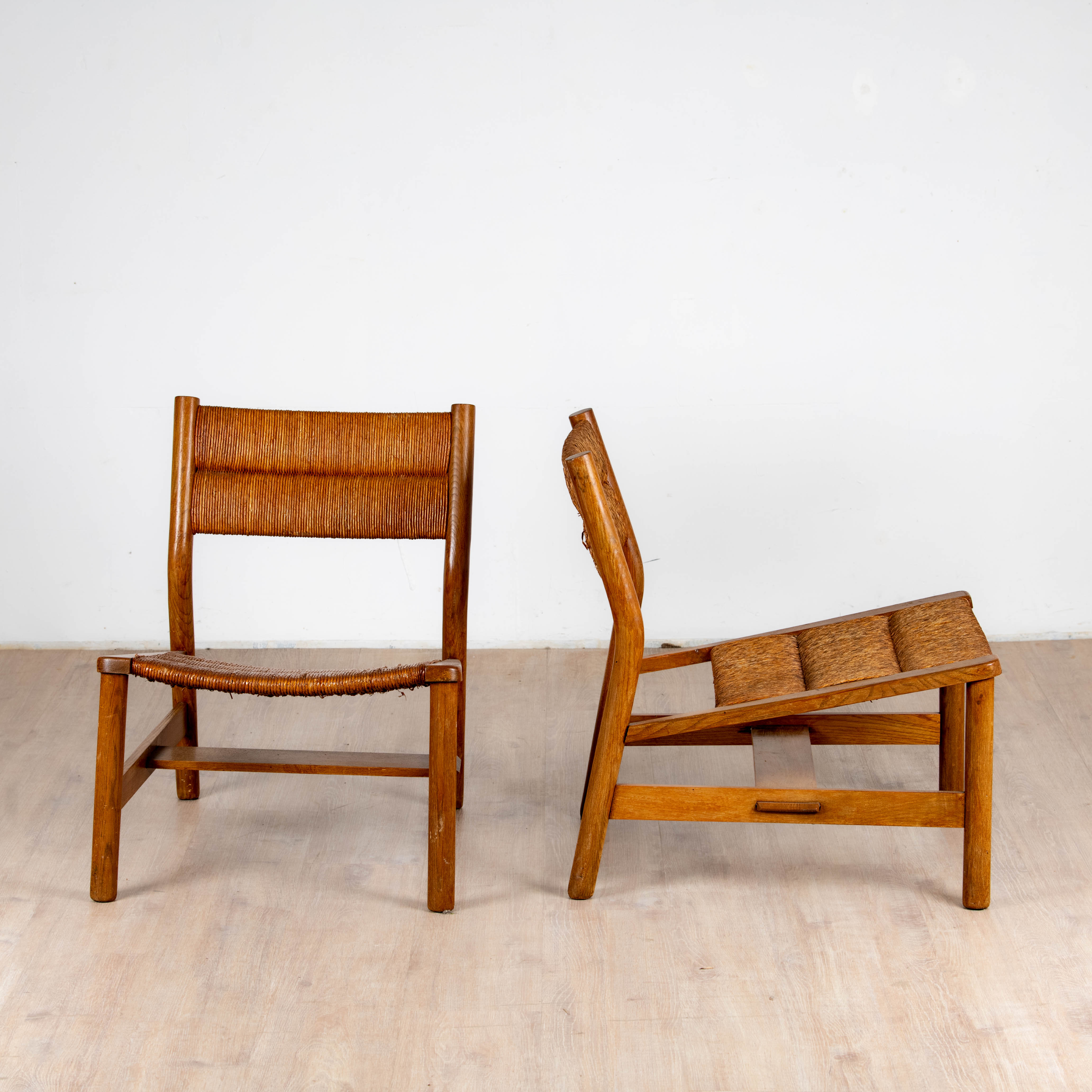 Paire de fauteuil "Week-end" de Pierre Gauthier-Delaye, 1957 – Image 2